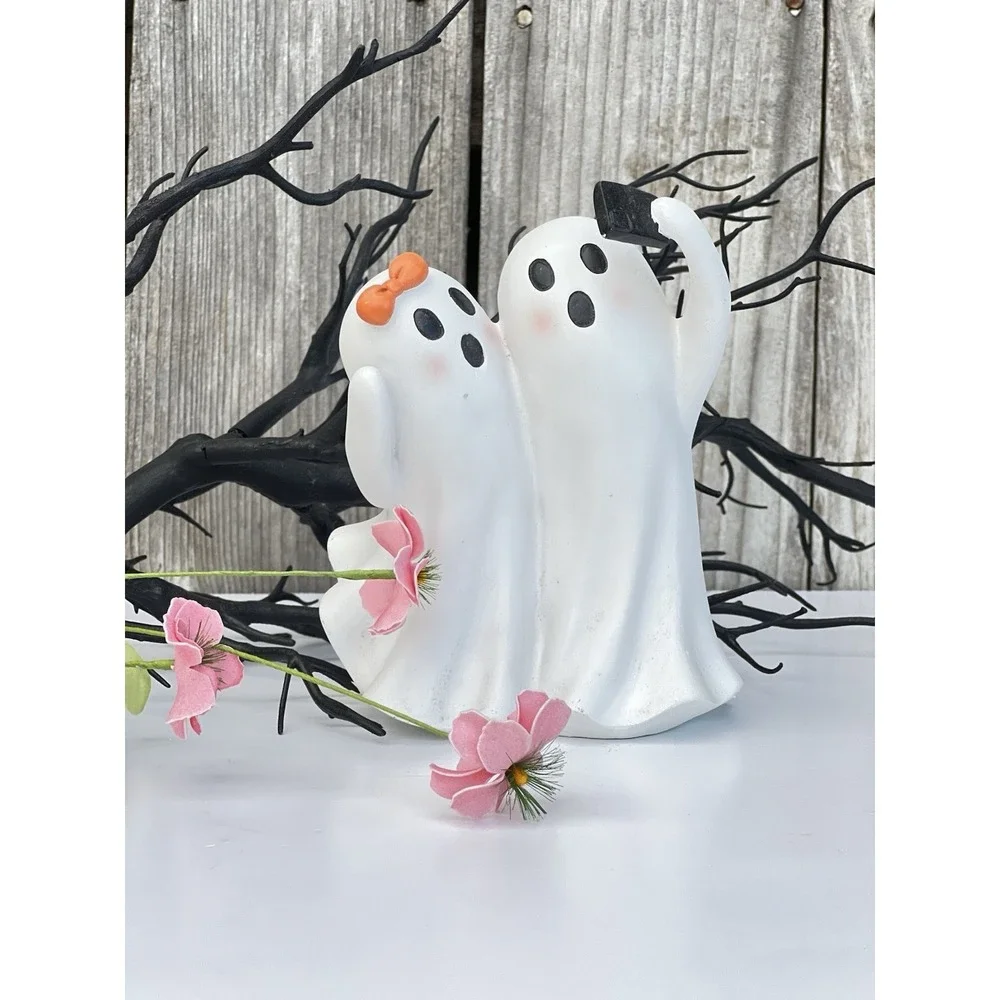 Cute Selfie Ghost Resin Halloween Ornament 7 in New